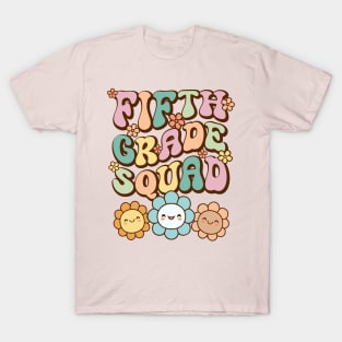 Groovy Fifth Grade Squad Back To School Cute  Flower Retro Vintage T-Shirt